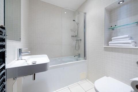2 bedroom apartment to rent, 16, Tower Bridge Road SE1