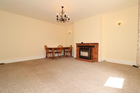 2 bedroom flat to rent, Montacute Gardens, TUNBRIDGE WELLS