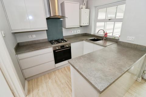 3 bedroom detached house for sale, Shackleton Avenue, Yate, Bristol, Gloucestershire, BS37