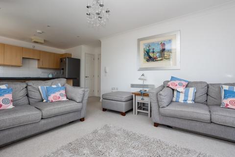 2 bedroom flat for sale, Eastern Esplanade, Cliftonville, Margate, Kent, CT9