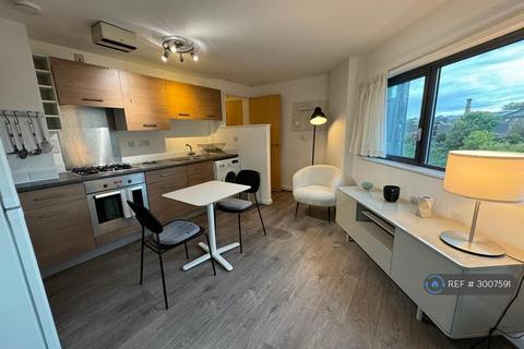1 bedroom flat to rent, Cottage Road, London, N7