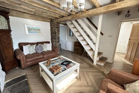 4 bedroom cottage for sale, Pentywyn Road, Deganwy