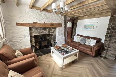 4 bedroom cottage for sale, Pentywyn Road, Deganwy