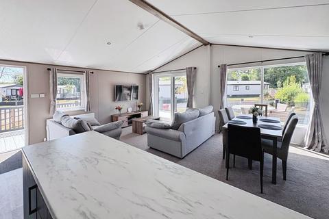 3 bedroom detached house for sale, Cotswold Reach, Cotswold Hoburne, Cotswold Lakes