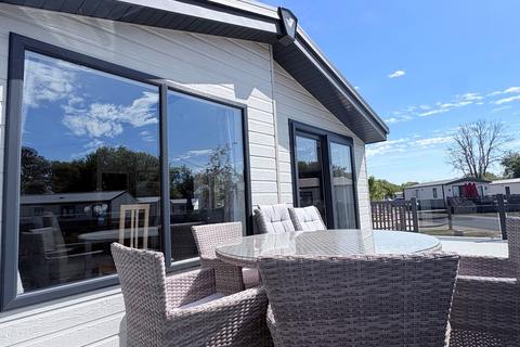 3 bedroom detached house for sale, Cotswold Reach, Cotswold Hoburne, Cotswold Lakes