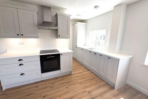 2 bedroom apartment to rent, Little Aston Road, Walsall WS9