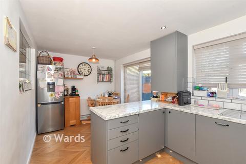 undefined, Alen Square, Tonbridge TN12