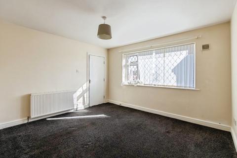 3 bedroom end of terrace house for sale, Queensway, Normanton, West Yorkshire, WF6