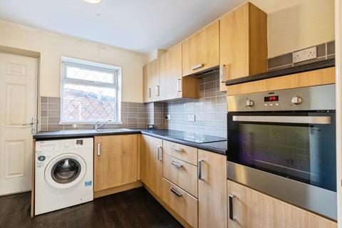 3 bedroom end of terrace house for sale, Queensway, Normanton, West Yorkshire, WF6