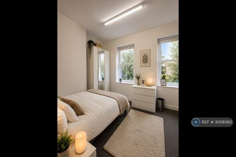 5 bedroom flat to rent, St John Street, London, EC1V