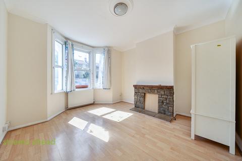 4 bedroom terraced house for sale, Moffat Road, Thornton Heath, CR7