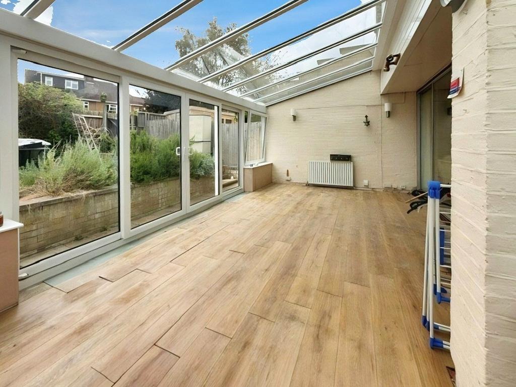 House in Twickenham - View 3