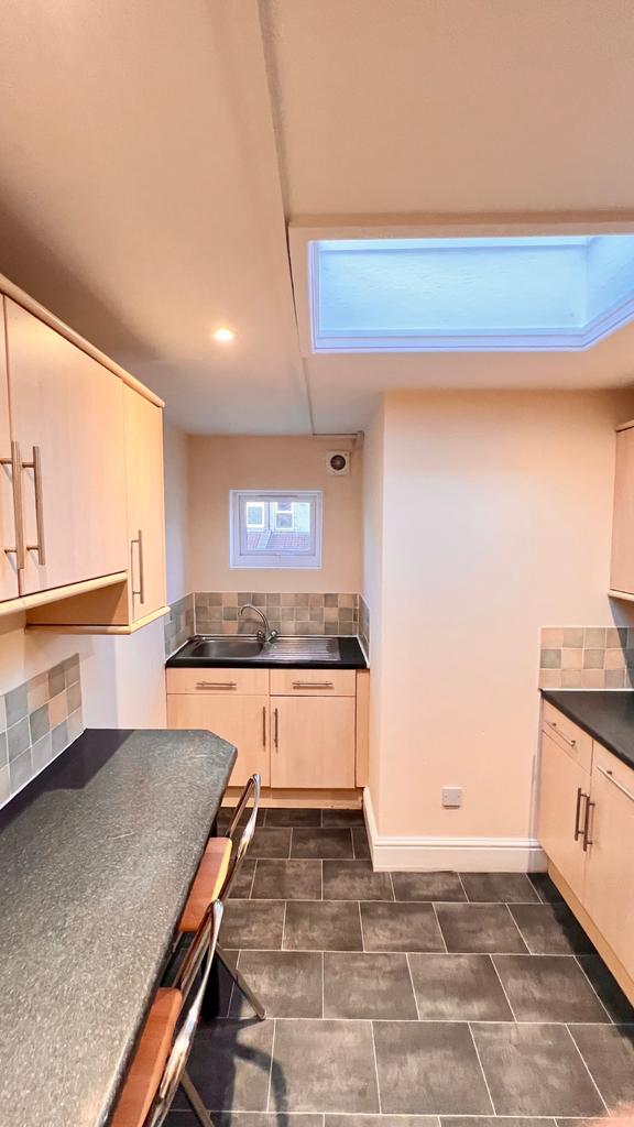 Apartment in Bristol - View 2