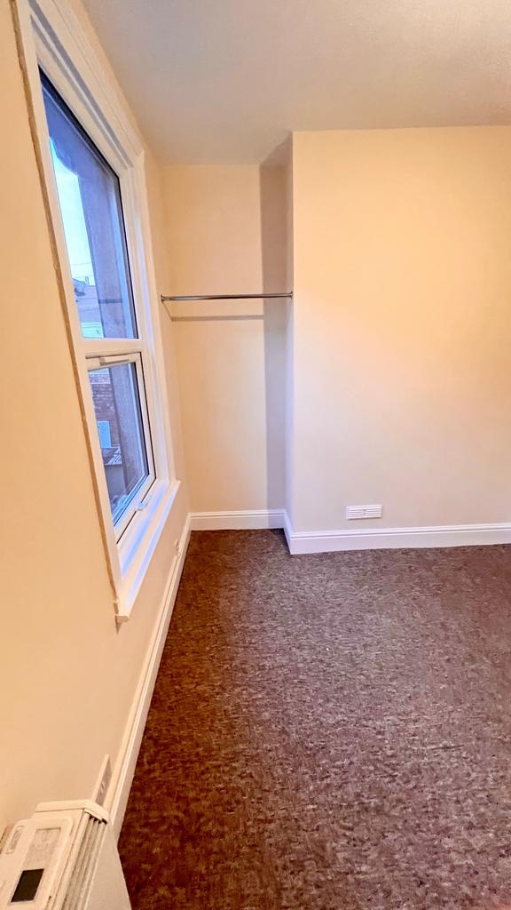 Apartment in Bristol - View 5