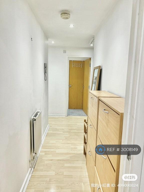 Apartment in Manchester, Hulme - View 3