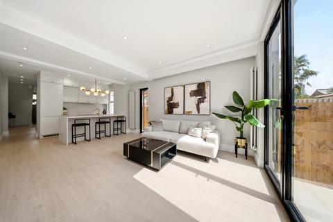 2 bedroom flat for sale, Furness Road, London, NW10