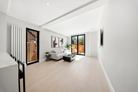 2 bedroom flat for sale, Furness Road, London, NW10