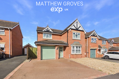 4 bedroom detached house for sale, Hampton Drive, Market Drayton TF9