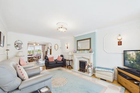 4 bedroom detached house for sale, Hampton Drive, Market Drayton TF9