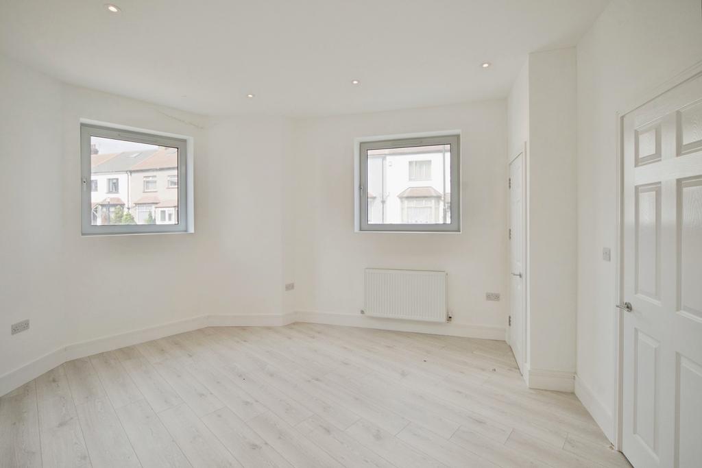 House in London - View 4