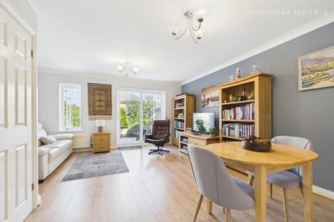 3 bedroom semi-detached house for sale, Tansey End, Bedfordshire SG18