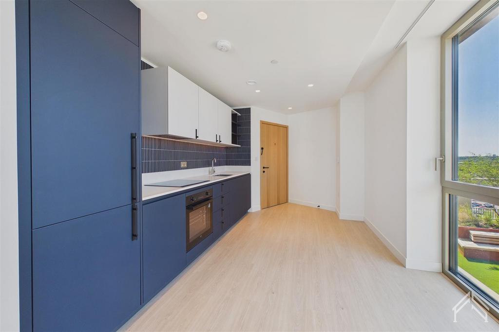 Apartment in London - View 3