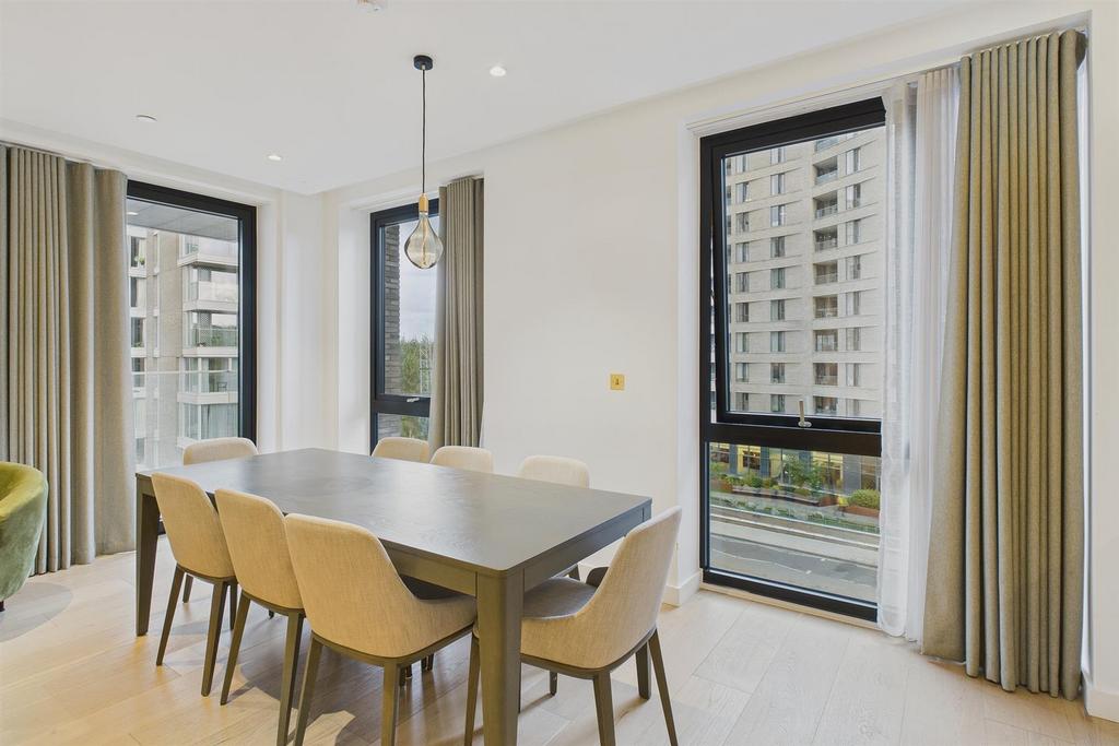 Apartment in London - View 3