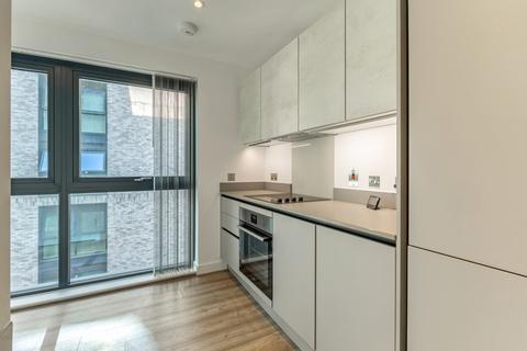 2 bedroom apartment to rent, Herschel Street Slough SL1