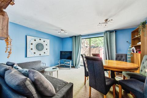 3 bedroom semi-detached house for sale, Ablett Close, OXFORD