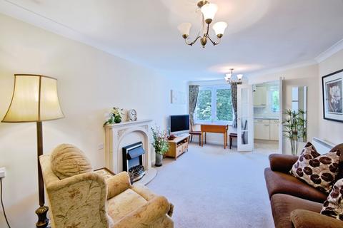 2 bedroom apartment for sale, Coachman Court, Rochford SS4