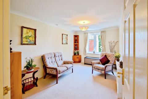 2 bedroom apartment for sale, Coachman Court, Rochford SS4