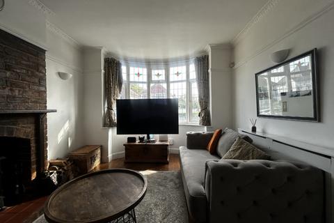3 bedroom detached house for sale, Ribbesford Avenue, Wolverhampton