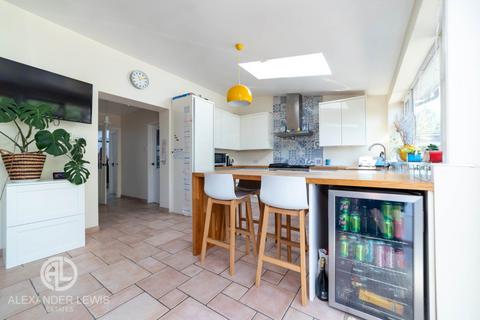 3 bedroom semi-detached house for sale, Whitethorn Lane, Letchworth Garden City, SG6 2DJ