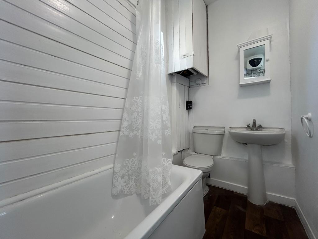Apartment in London, Osterley - View 4