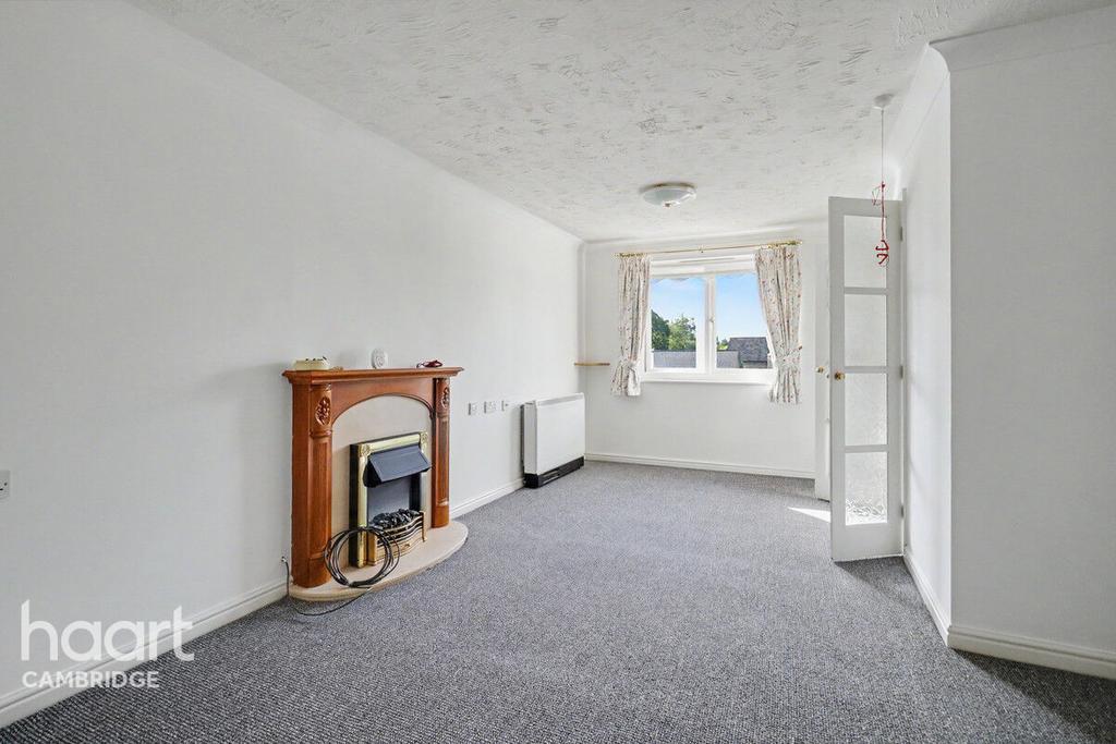 Apartment in CAMBRIDGE - View 3