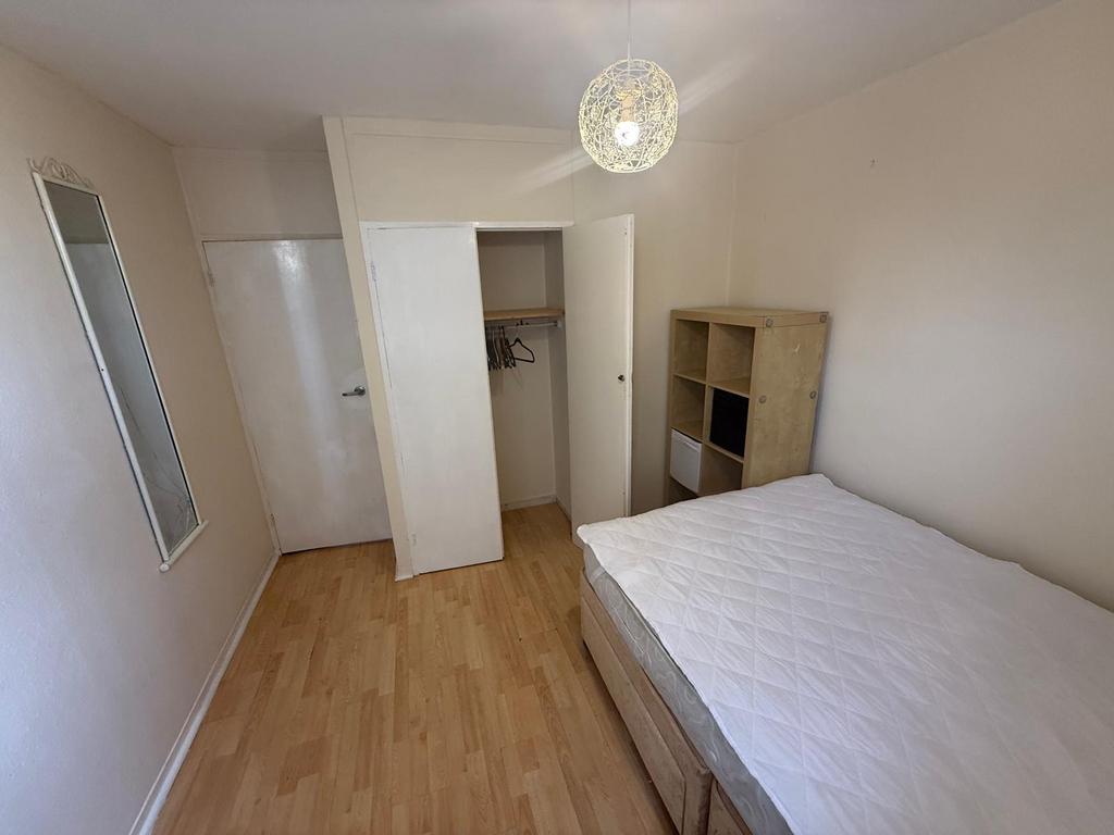 House in London - View 4