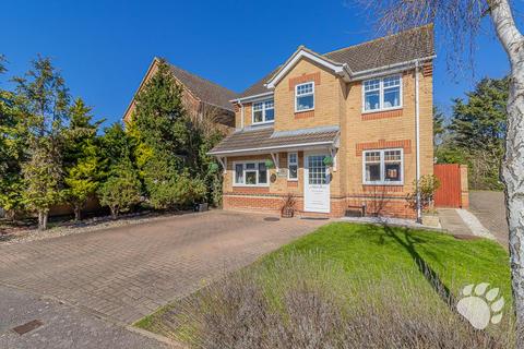4 bedroom detached house for sale, Waverley Road, Basildon SS15