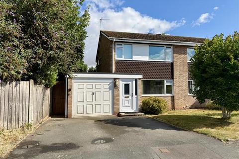 3 bedroom semi-detached house for sale, Siddons Road, Hereford