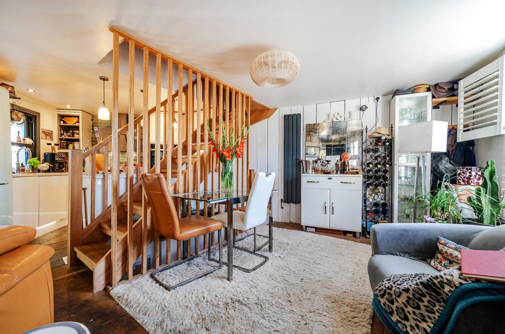 House in Brighton, Round Hill - View 5