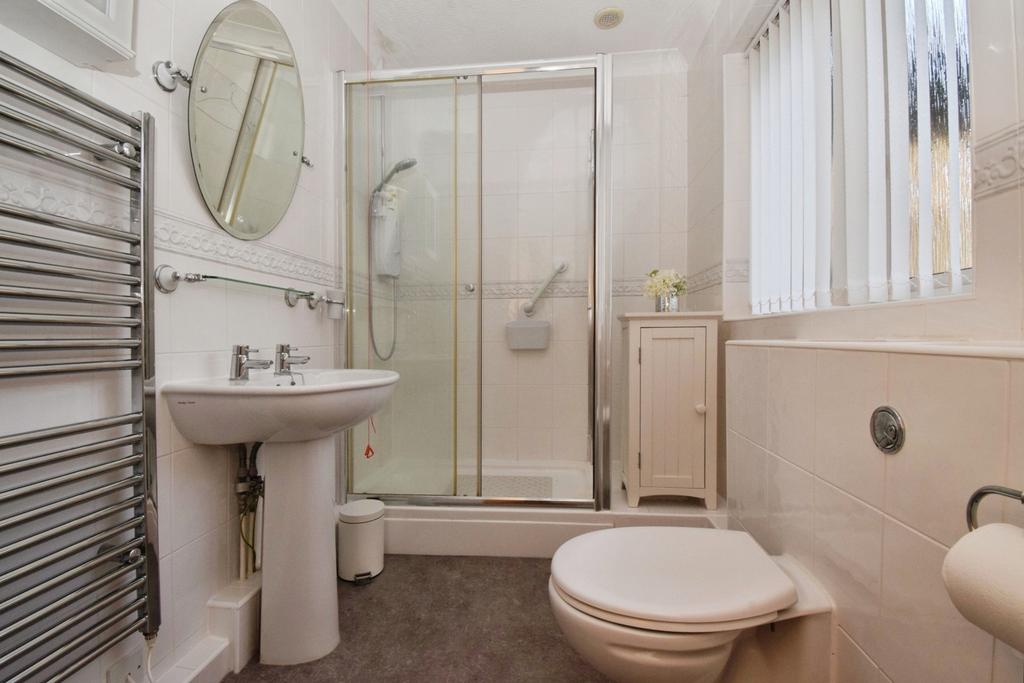 House in Leicester - More