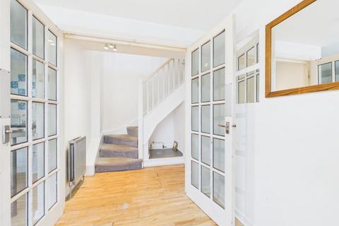 2 bedroom flat to rent, Dorset Street, Brighton