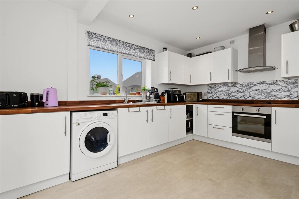 House in Nottingham - View 4