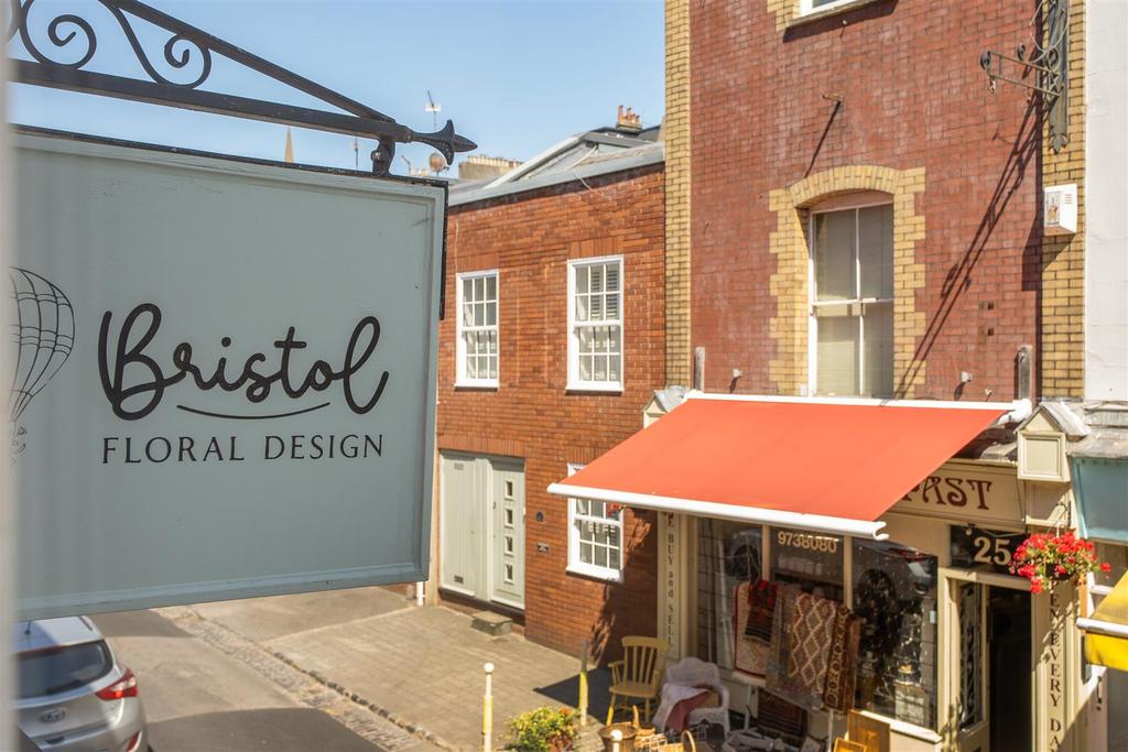 House in Bristol - View 2