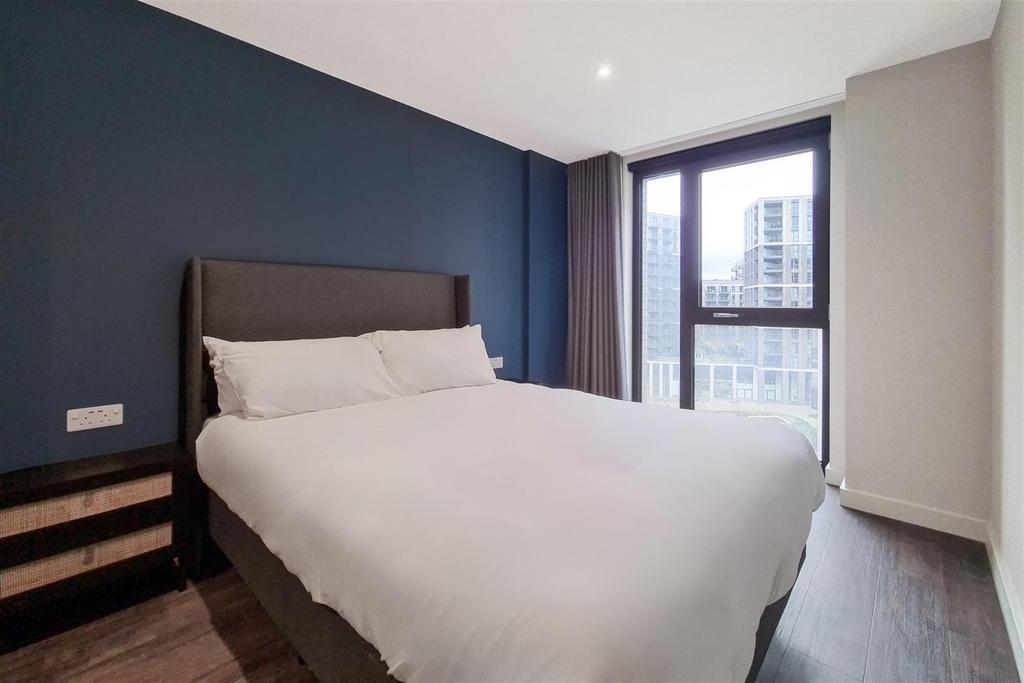 Apartment in Wembley - View 4