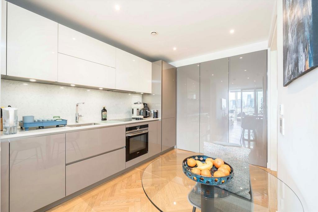 Apartment in London - View 3