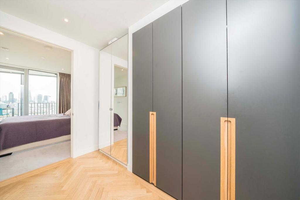 Apartment in London - View 5