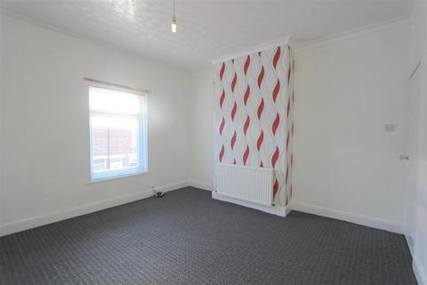 2 bedroom terraced house to rent, Rosebery Street, Darlington