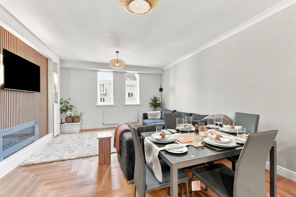 Apartment in Sheffield - View 4