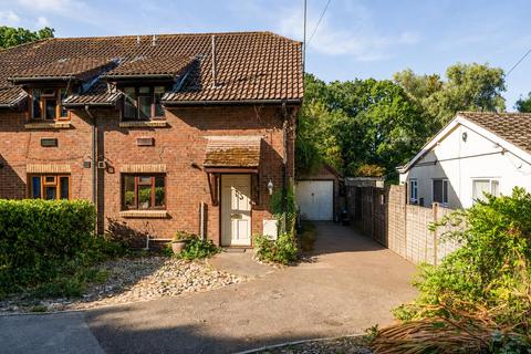 2 bedroom semi-detached house for sale, Botley Road, North Baddesley, Southampton