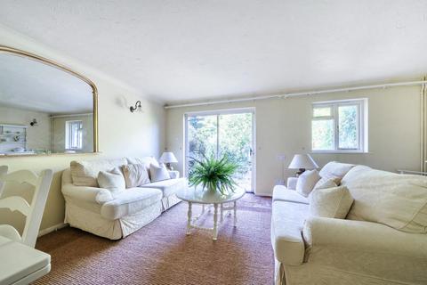 2 bedroom semi-detached house for sale, Botley Road, North Baddesley, Southampton